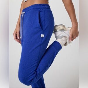 Vuori Perfomance Jogger Copenhagen Heather Size Medium Regular Length